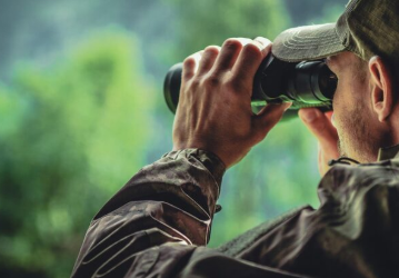 Small Binoculars for Hunting